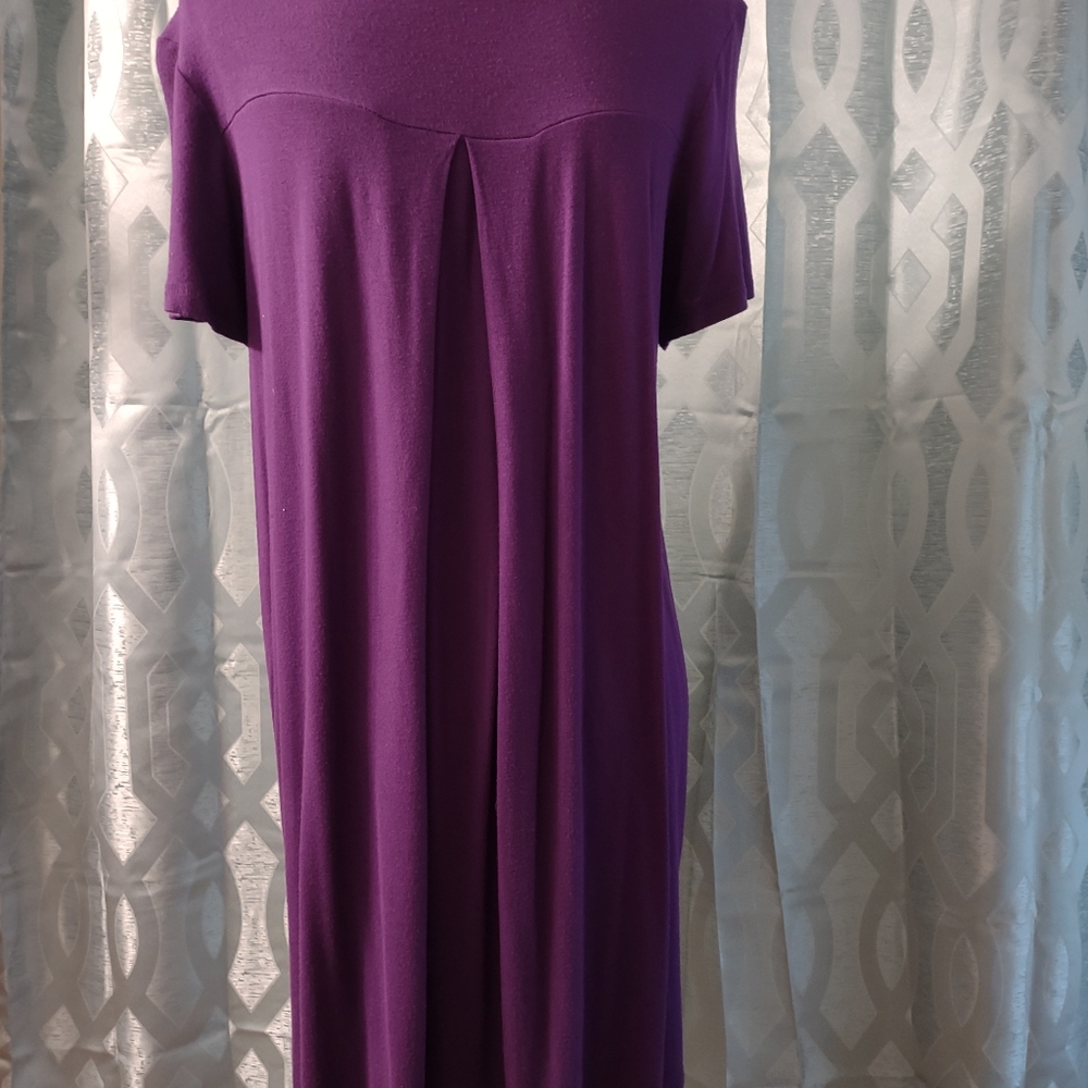 Dress - Picture 2 of 10